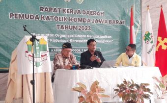 KETUA BAWASLU JABAR AJAK PEMUDA KATOLIK BERPERAN DALAM PENGAWASAN PEMILU 