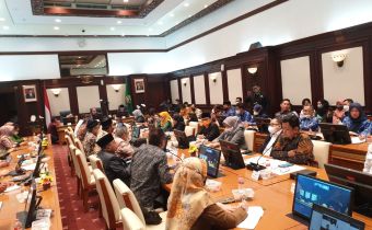 KUNJUNGAN KOMISI II DPR KE JAWA BARAT RESES MASA PERSIDANGAN II