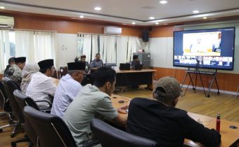 Ketua dan Anggota sedang memberikan arahan dalam acara Lauching Ngabuburit Pengawasan Bawaslu Jabar Tahun 2026 (25/2/26)