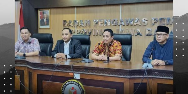 Puadi Bersama Pinpinan Bawaslu Jawa Barat