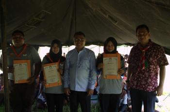 Bawaslu Jabar melaksanakan Sosialisasi Pengawasan Bagi Anggota Pramuka di Tasikmalaya