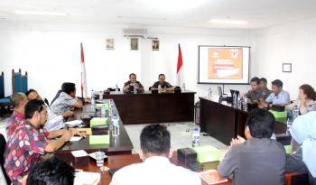 Bawaslu Jabar Gelar Rapat Pengendalian Gratifikasi