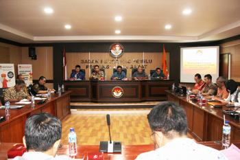 Pembahasan Pendanaan Pilkada Serentak 16 Kabupaten/Kota Tahun 2018