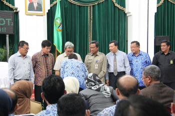 Penandatanganan Naskah Kesepakatan Pendanaan Bersama Pemilihan Kepala Daerah Serentak Tahun 2018