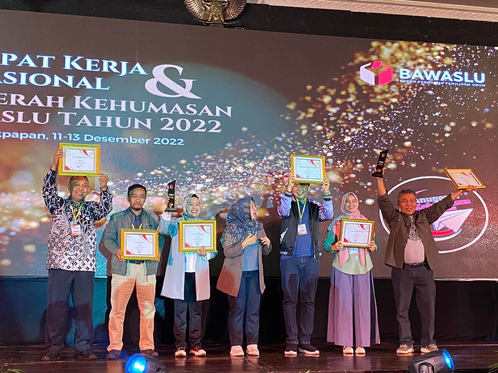 BAWASLU JABAR RAIH ANUGERAH KEHUMASAN BAWASLU 