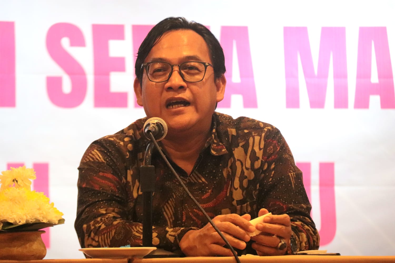 PARTISIPASI MASYARAKAT MENJADIKAN PEMILU LEBIH BERKUALITAS 