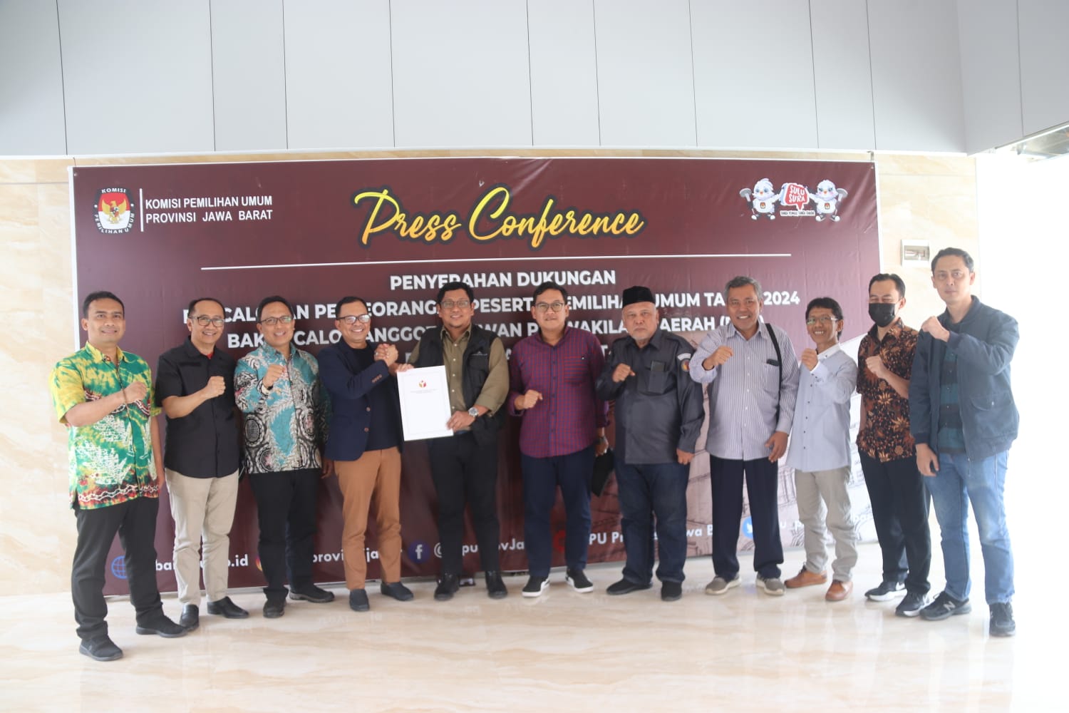 AWAL TAHUN BAWASLU JABAR SAMBANGI KPU JABAR TERKAIT TAHAPAN