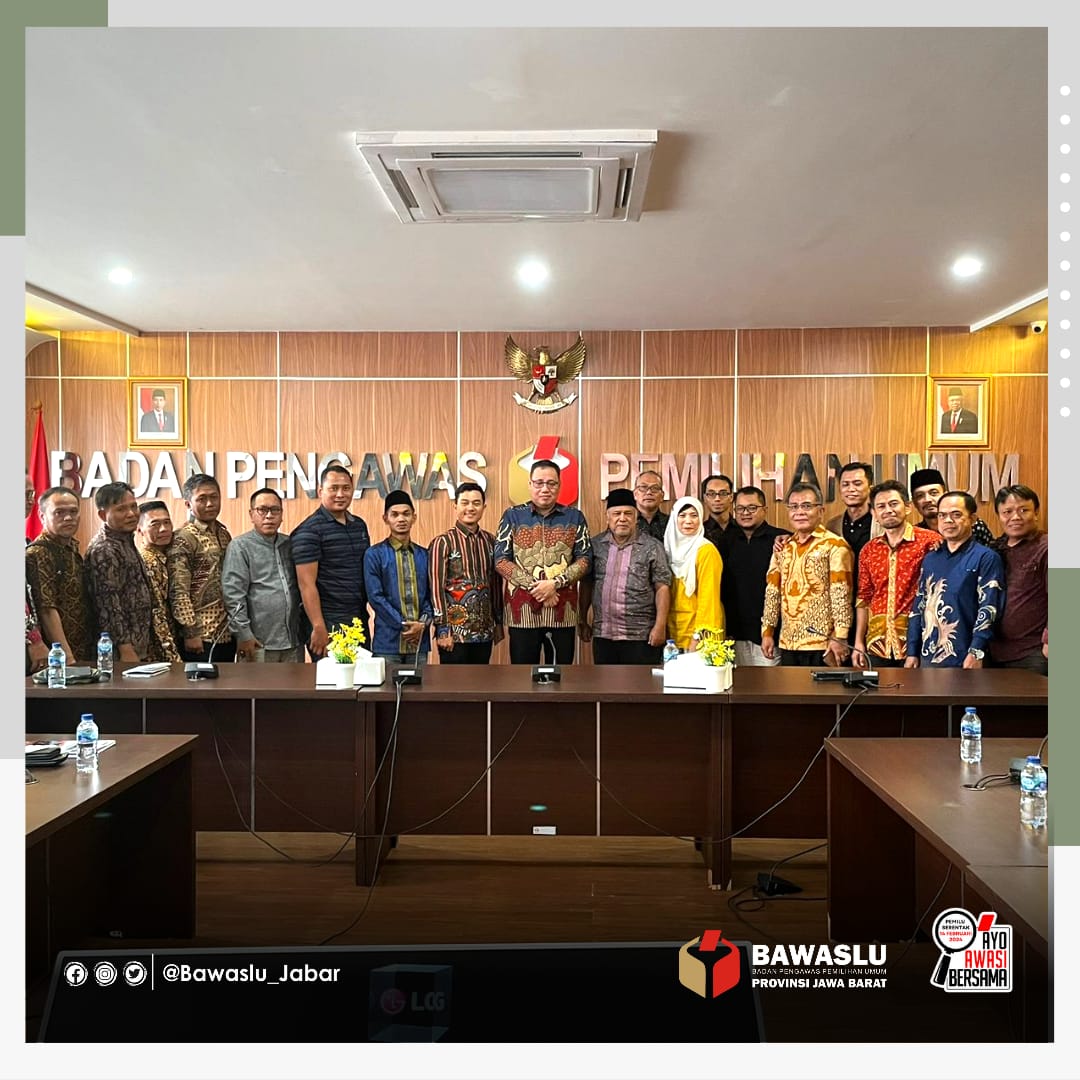 DIVISI SDM DAN ORGANISASI SE JABAR SAMPAIKAN LAPORAN AKHIR KE BAWASLU RI 