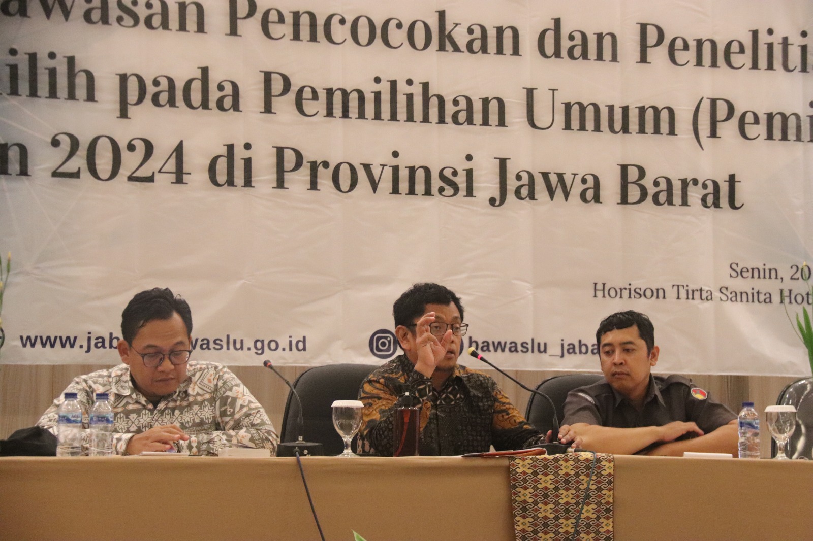 BAWASLU JABAR DORONG KOLABORASI KOMPREHENSIF DENGAN SELURUH ELEMEN STRATEGIS DALAM PENGAWASAN PENYUSUNAN DPT