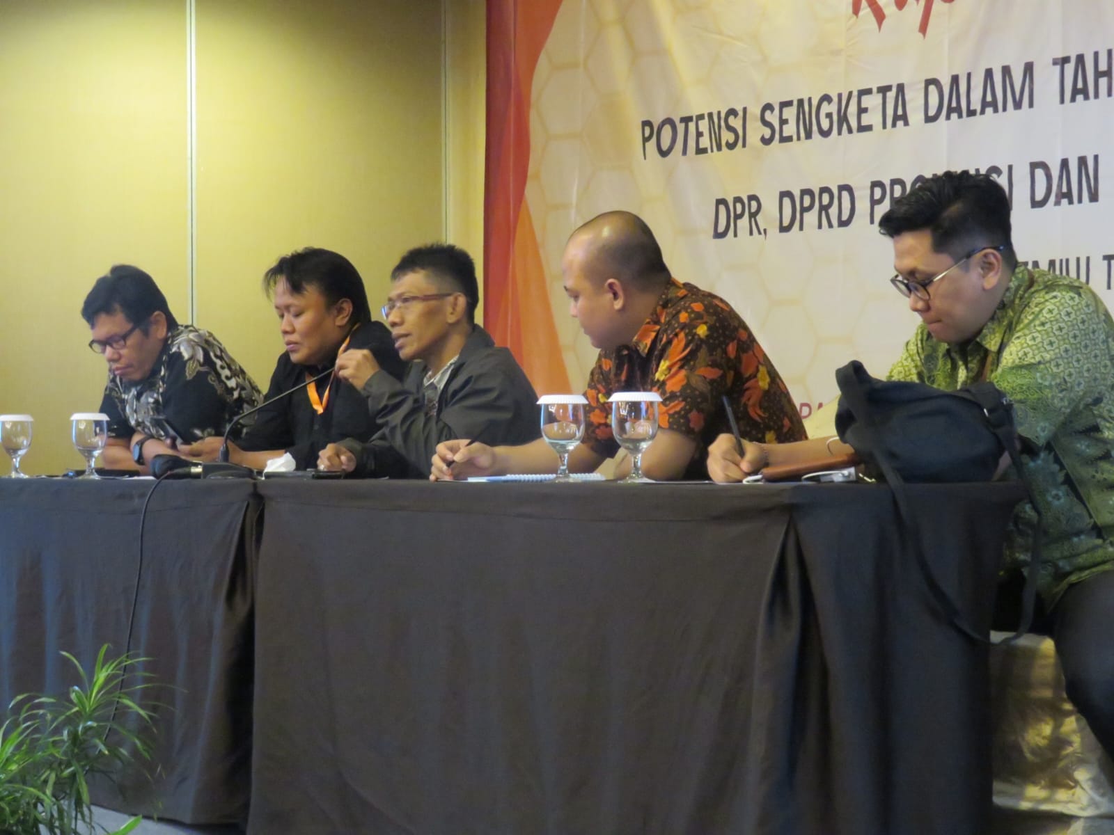 PENYELESAIAN SENGKETA PROSES TERINTEGRASI MELALUI PROSES HUKUM MELALUI MEDIASI DENGAN MENGHASILKAN KESEPAKATAN BERSAMA 