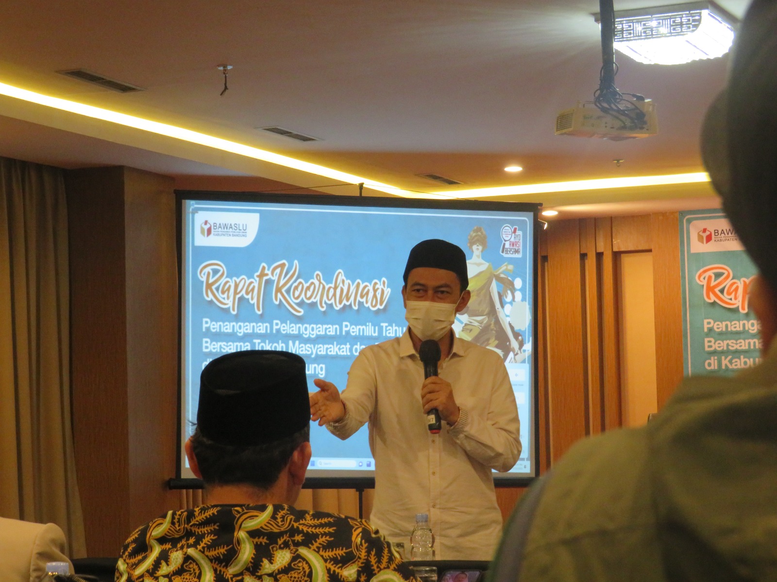 BAWASLU JABAR AJAK TOKOH LINTAS AGAMA MENJAGA STABILITAS SOSIAL DALAM MENGHADAPI DINAMIKA PEMILU 