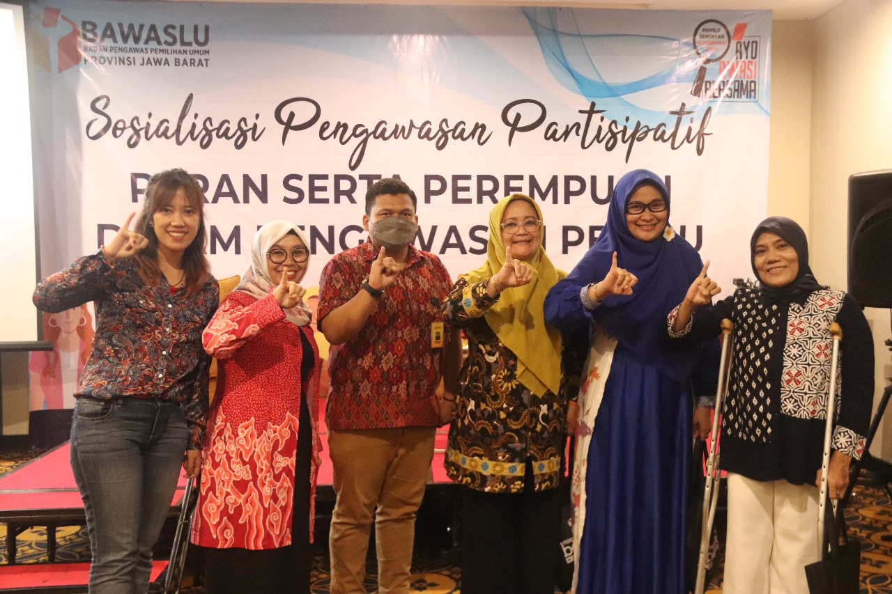 DEKLARASI PEREMPUAN PENGAWASAN PEMILU SEBAGAI TONGGAK PEMILU YANG BERKUALITAS