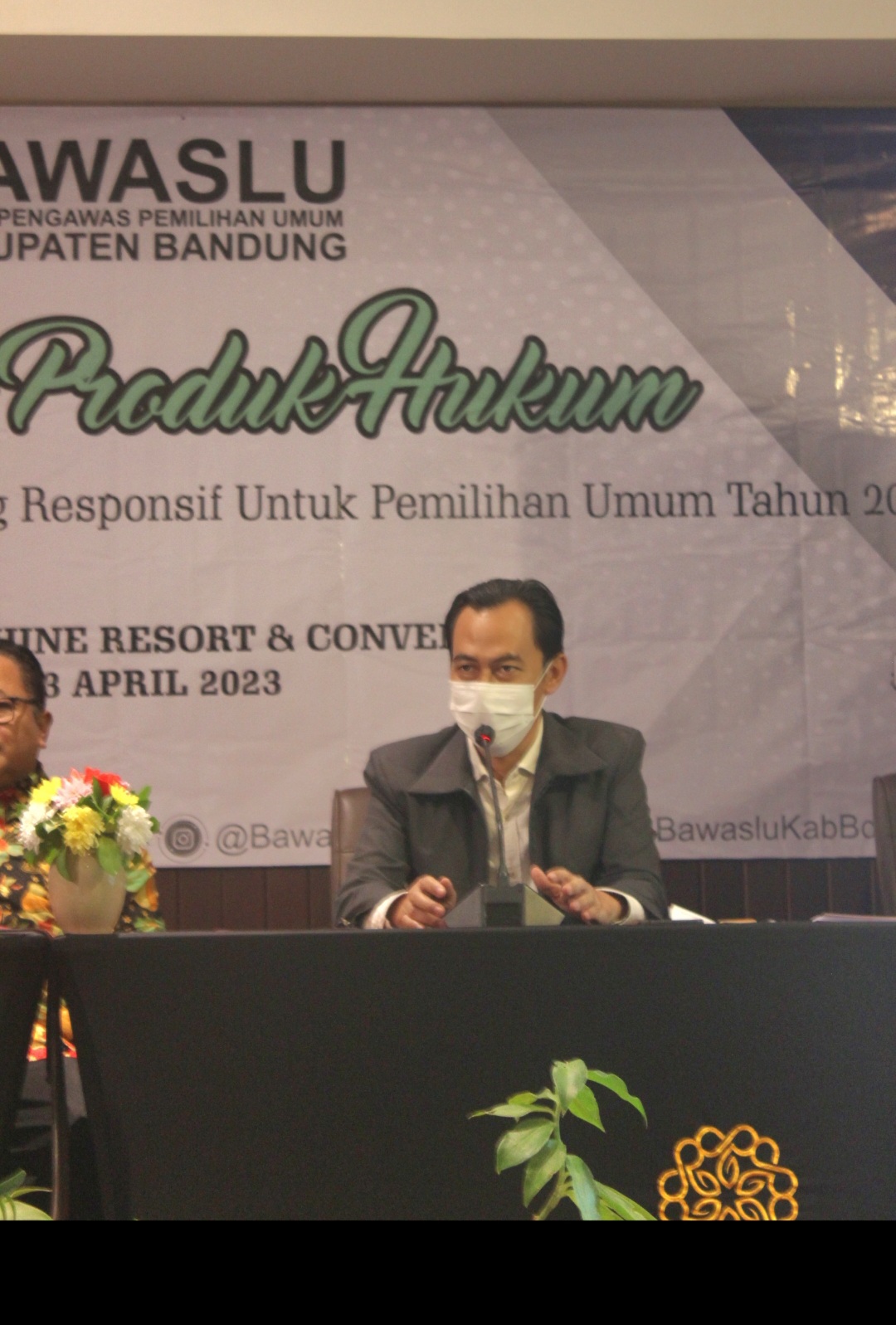 SOSIALISASI PRODUK HUKUM UNTUK MENUNJANG KOMPETENSI JAJARAN PENGAWAS PEMILU 