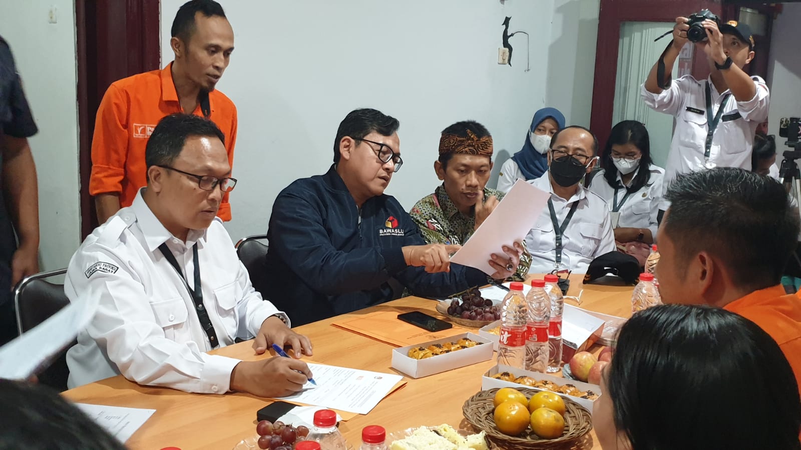 Pastikan Verifikasi Faktual Sesuai Prosedur, Bawaslu Jabar Awasi proses Verfak Partai Buruh Exco Jabar 