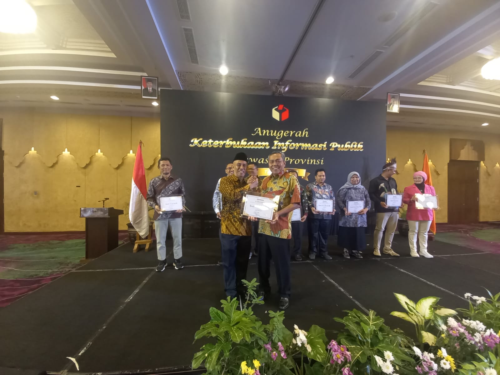 BAWASLU PROVINSI JAWA BARAT KEMBALI MERAIH PREDIKAT "INFORMATIF" 