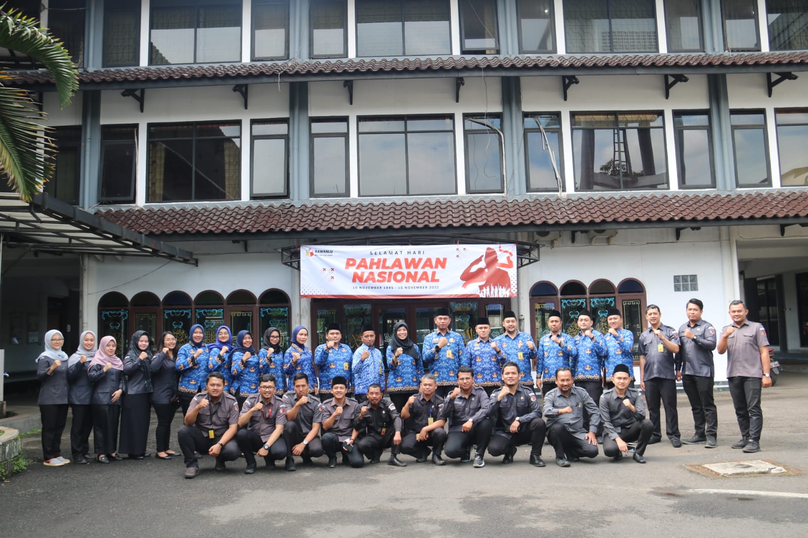 BAWASLU JABAR PERINGATI HARI PAHLAWAN 10 NOVEMBER KE 77