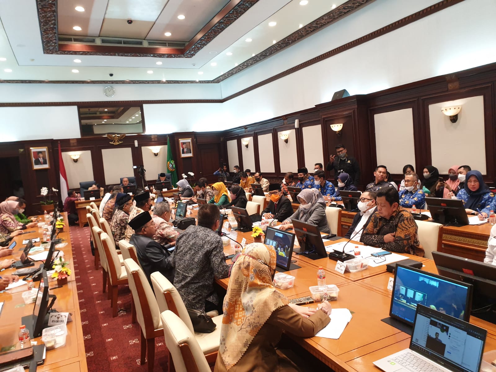 KUNJUNGAN KOMISI II DPR KE JAWA BARAT RESES MASA PERSIDANGAN II