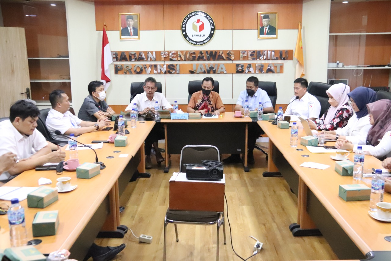 Sentra Gakkumdu Provinsi Jawa Barat Membahas Sejumlah Langkah Strategis