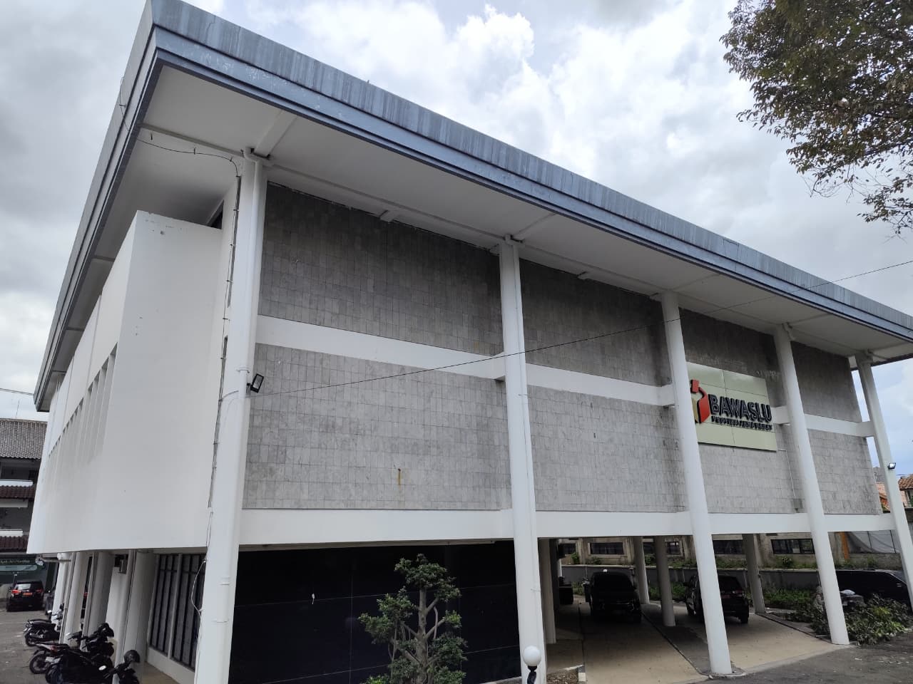 Gedung Kantor Bawaslu Jawa Barat