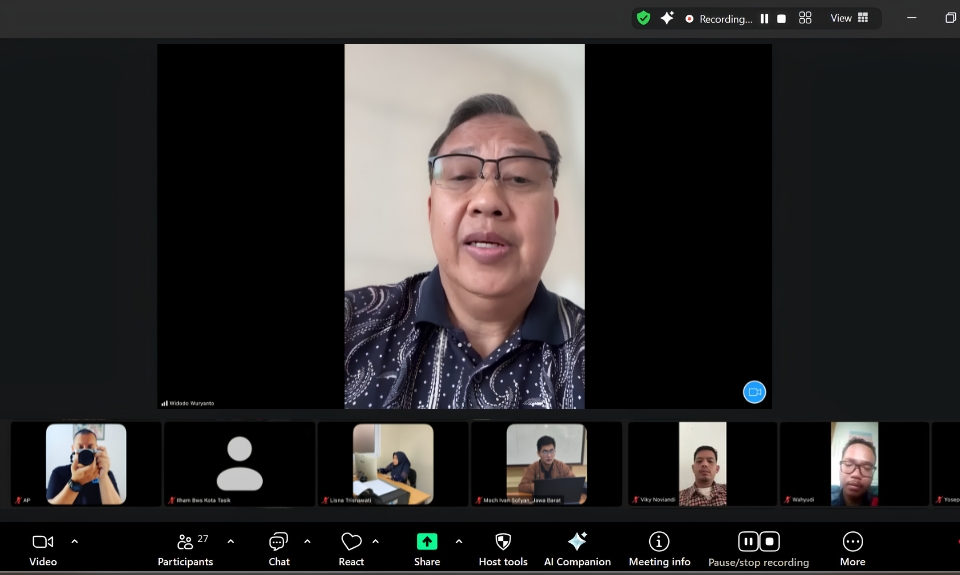 Kasek Bawaslu Jabar Memberikan Arahan Kepada PPPK