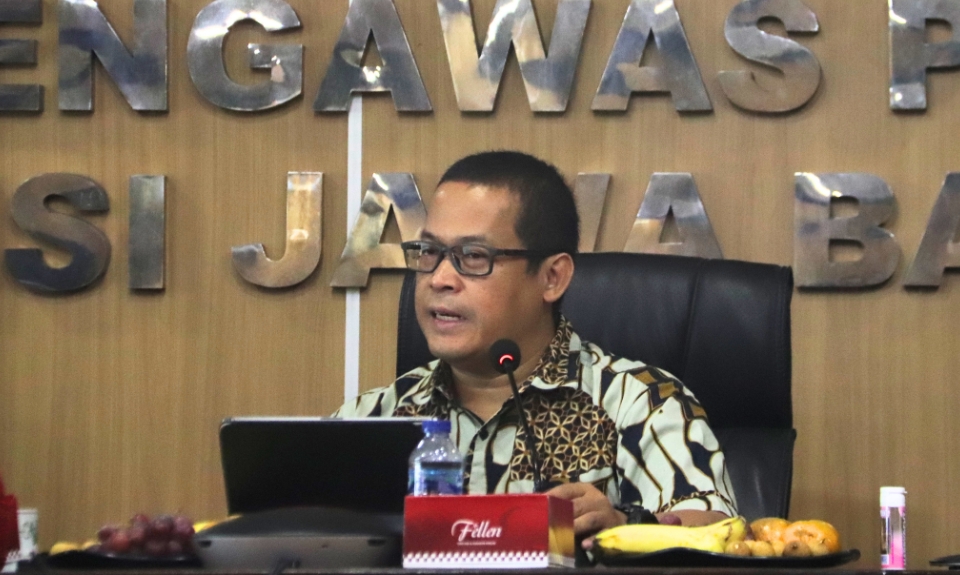 Narasumber Prof Muradi