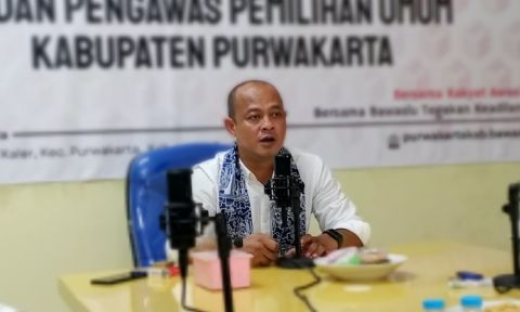Muamarullah Saat memberikan paparan di Rakor Kehumasan