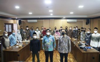 Divisi Hukum Bawaslu Jawa Barat Perkuat Analisis Hukum & Legal Opinion