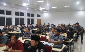 INVENTARISASI PERSOALAN PENGAWASAN DAN SAMPAIKAN INFORMASINYA PADA PUBLIK 