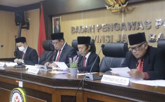 BAWASLU JABAR PIMPIN MEDIASI, EMPAT PERKARA SEPAKAT PEMOHON DIBERIKAN KESEMPATAN INPUT SILON 