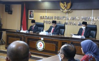 BAWASLU JABAR KEMBALI SELESAIKAN SENGKETA PROSES PEMILU 