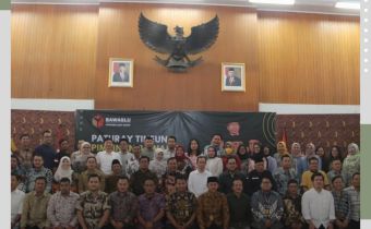 PATURAY TINEUNG PIMPINAN BAWASLU JAWA BARAT, MOMEN KEGIATAN TERAKHIR PIMPINAN DAN SEKRETARIAT DI PERIODE 2018-2023 