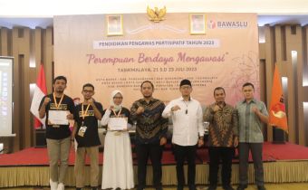 PENGAWAS PARTISIPATIF HARUS MEMPUNYAI KEBERANIAN DAN KEPIAWAIAN UNTUK MENGAWASI DAN MELAPORKAN PELANGGARAN PEMILU 2024