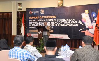 LOLLY SUHENTY : HUMAS GATHERING, MOMENTUM SINERGITAS KERJA-KERJA KEHUMASAN DI JAJARAN SEKRETARIAT BAWASLU PROVINSI SE-INDONESIA
